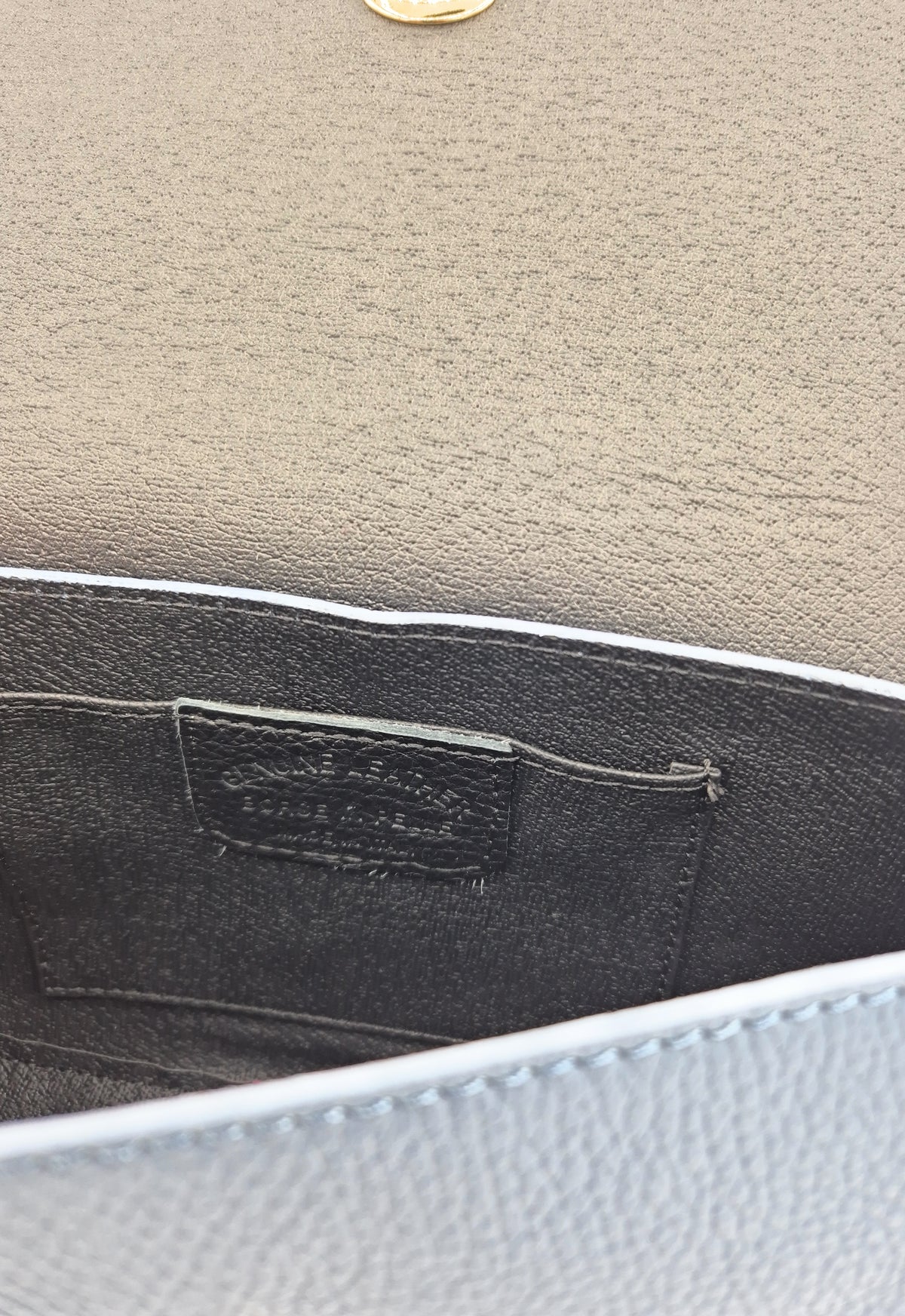 Sac à bandoulière demi-lune en cuir Paco ~ Bleu ciel
