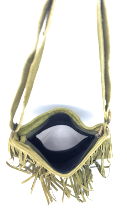 Sac à bandoulière en cuir suèdé à franges Chenoa ~ Vert olive
