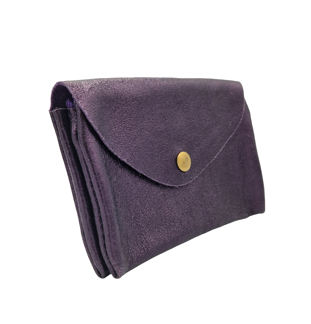 Aquene iridescent leather purse ~ Aubergine 