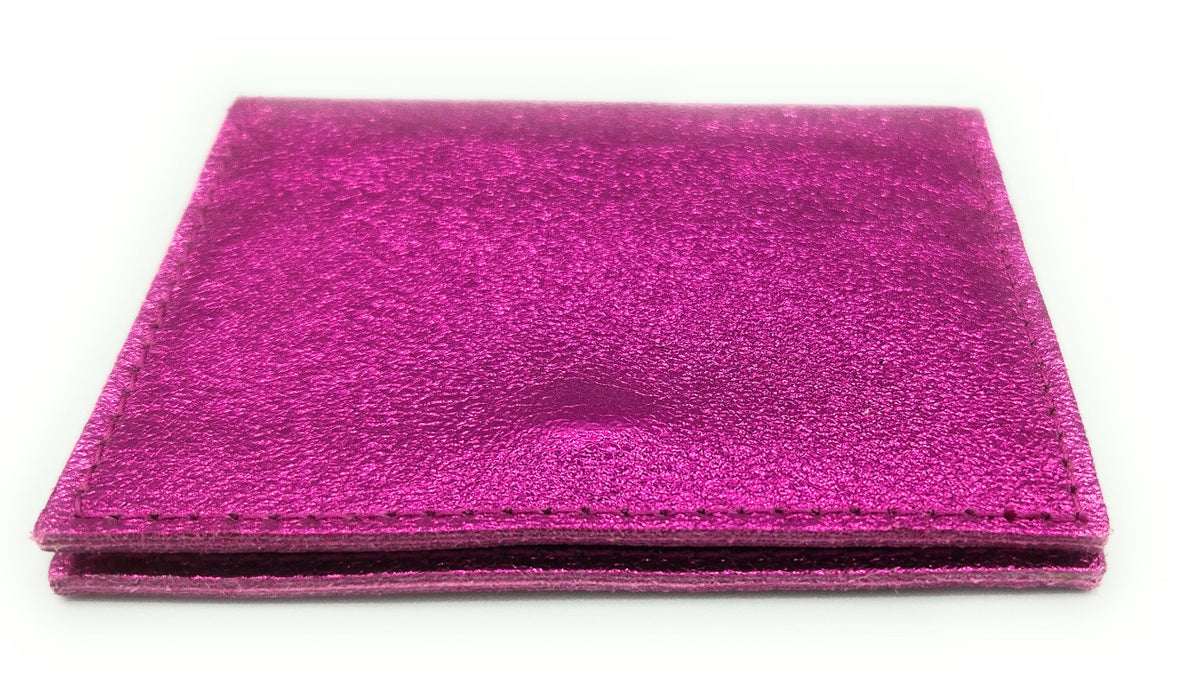 Porte-cartes Asha en cuir irisé italien ~ Fuchsia